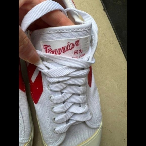 SOLD ON MERCARI Men's Warrior Shanghai WB-01 Sneakers in White & Red - Size 10 - Picture 4 of 5